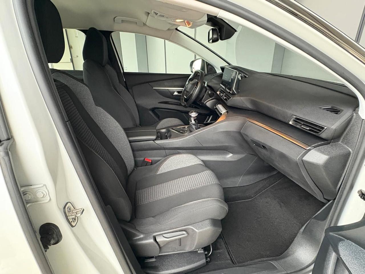 Peugeot 3008 BlueHDi 130 S&S Active Pack