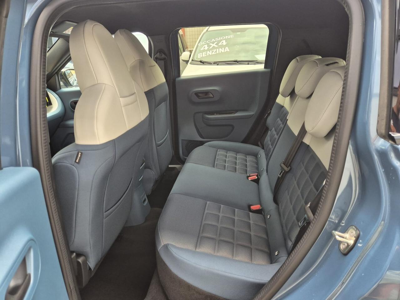 Fiat Grande Panda 1.2 Hybrid 110 CV S&S La Prima