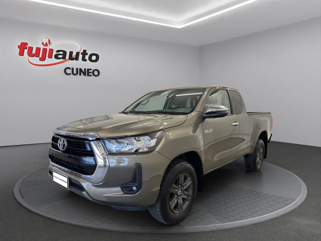 Toyota Hilux 2.4 d-4d extra cab Lounge 4wd