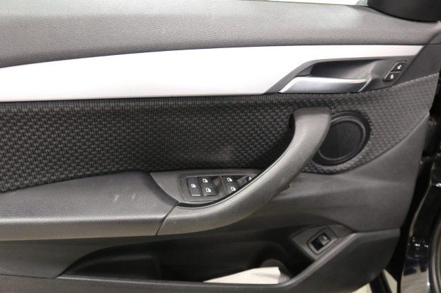 BMW X2 sDrive18d Business-X