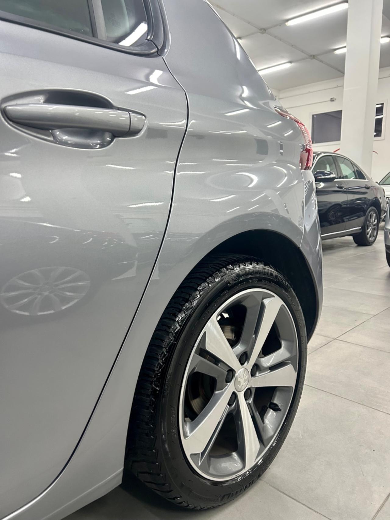 Peugeot 308 BlueHDi 130 S&S Allure FINANZIABILE