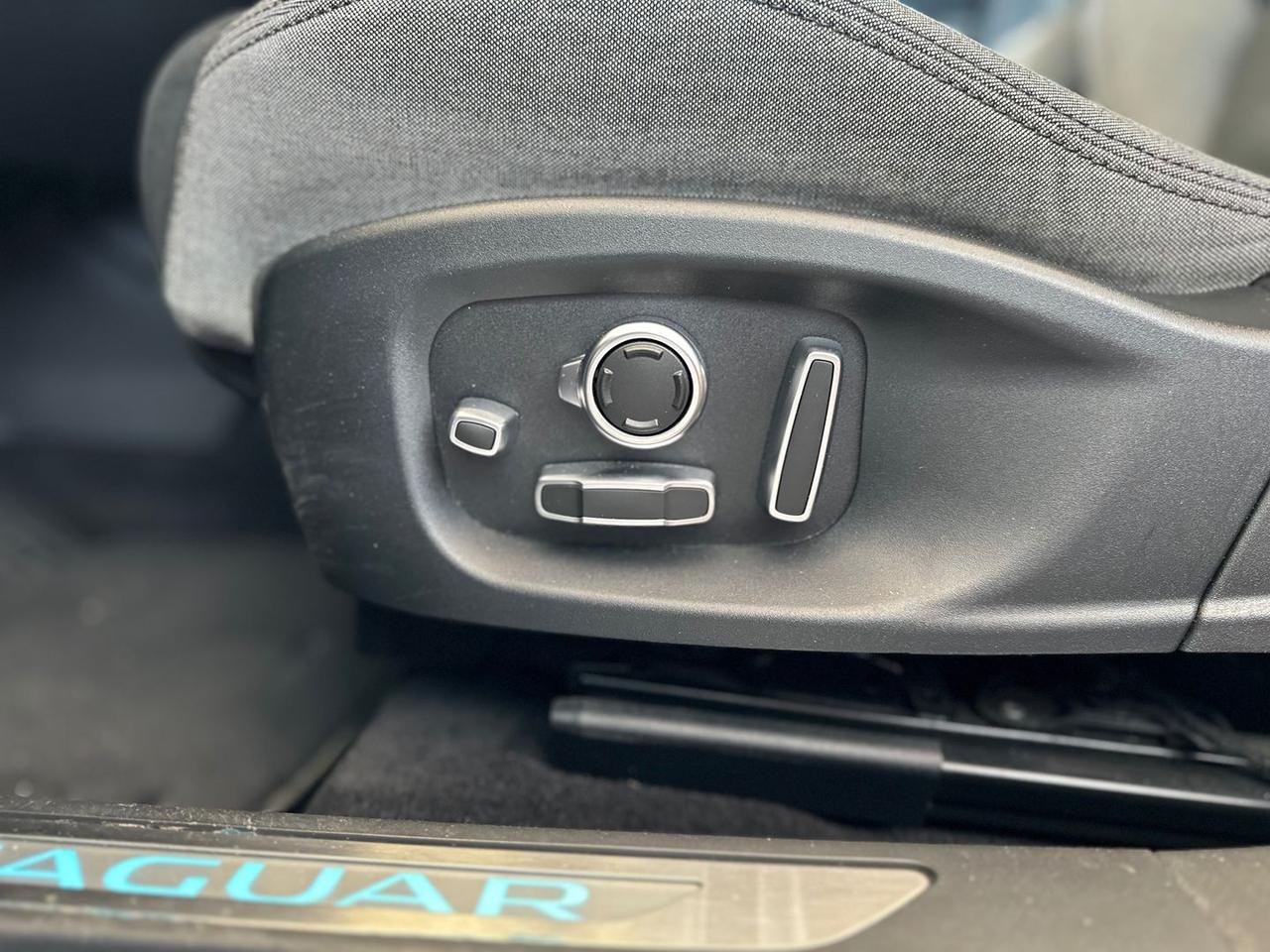 Jaguar I-Pace HSE EV400 #6393