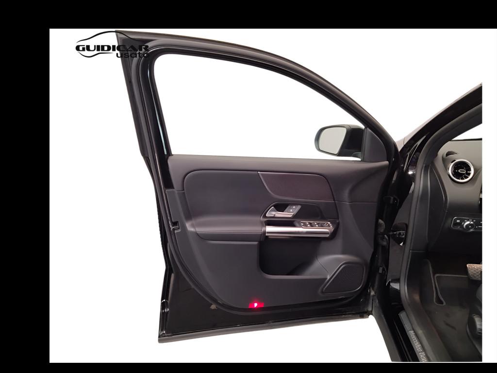 Mercedes-Benz GLA-H247 2020 - GLA 180 d Sport Plus auto