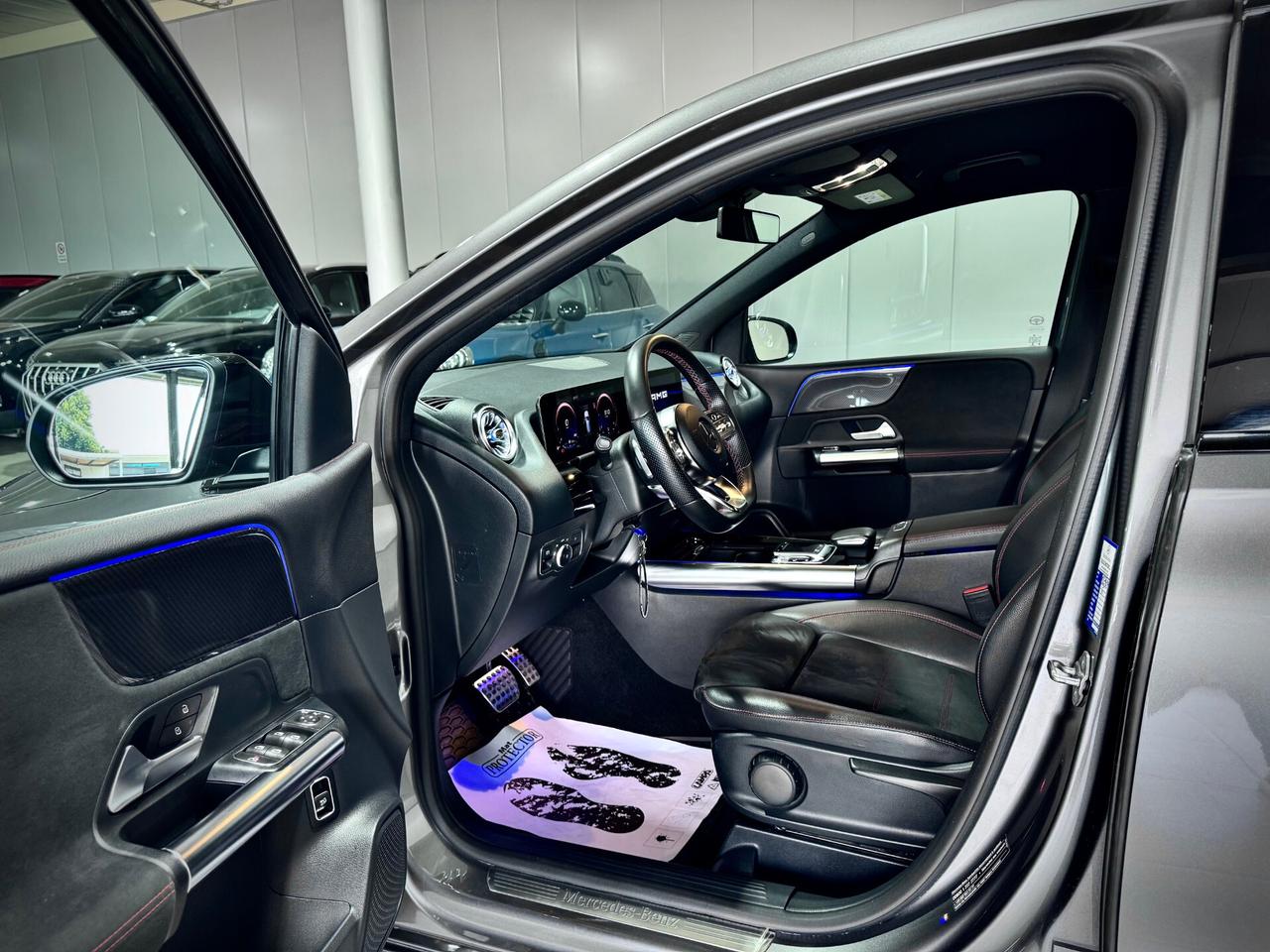 Mercedes-Benz B 180 116CV Premium AMG