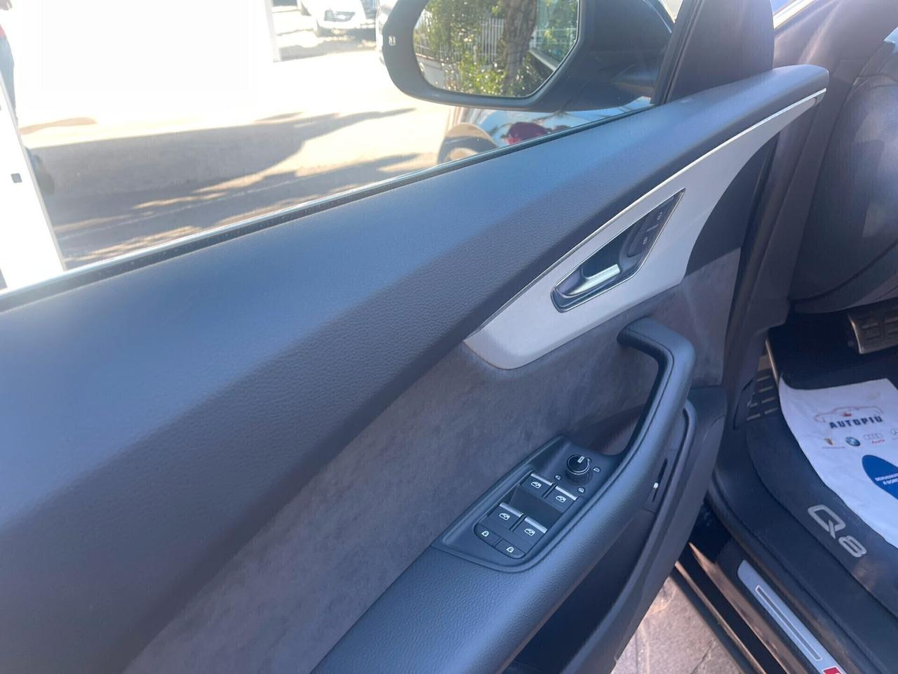 Audi Q8 50 TDI 286 CV quattro tiptronic Sport
