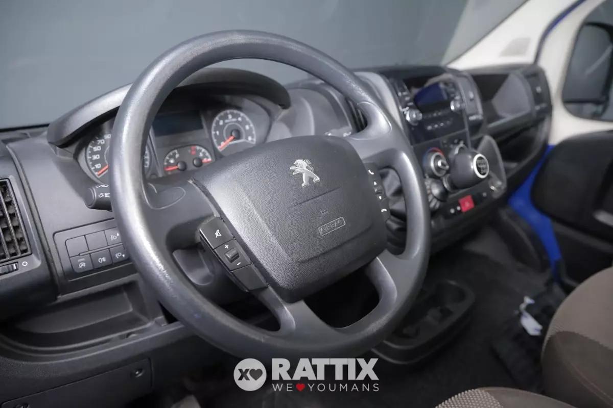Peugeot Boxer 330 2.2 BlueHDI 140C L2H2 Autocarro (IVA ESCLUSA)