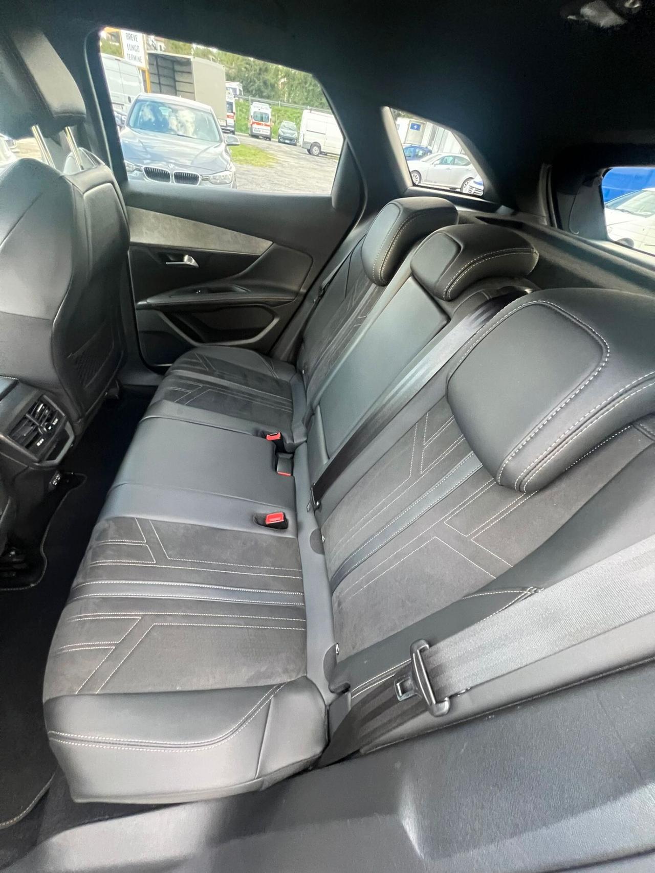 Peugeot 3008 BlueHDi 130 S&S EAT8 GT Line FULL NEOPATENTATI