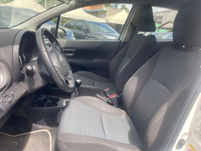 TOYOTA Yaris 1.0 5 porte ACTIVE