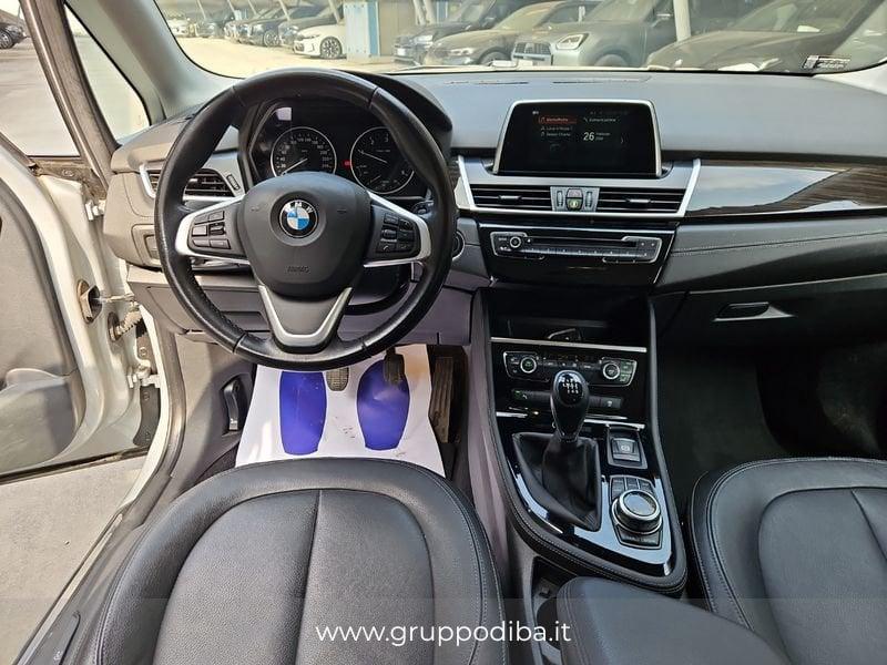 BMW Serie 2 Active Tourer Serie 2 F45 2014 Active Tourer 216d Active Tourer Luxury my17