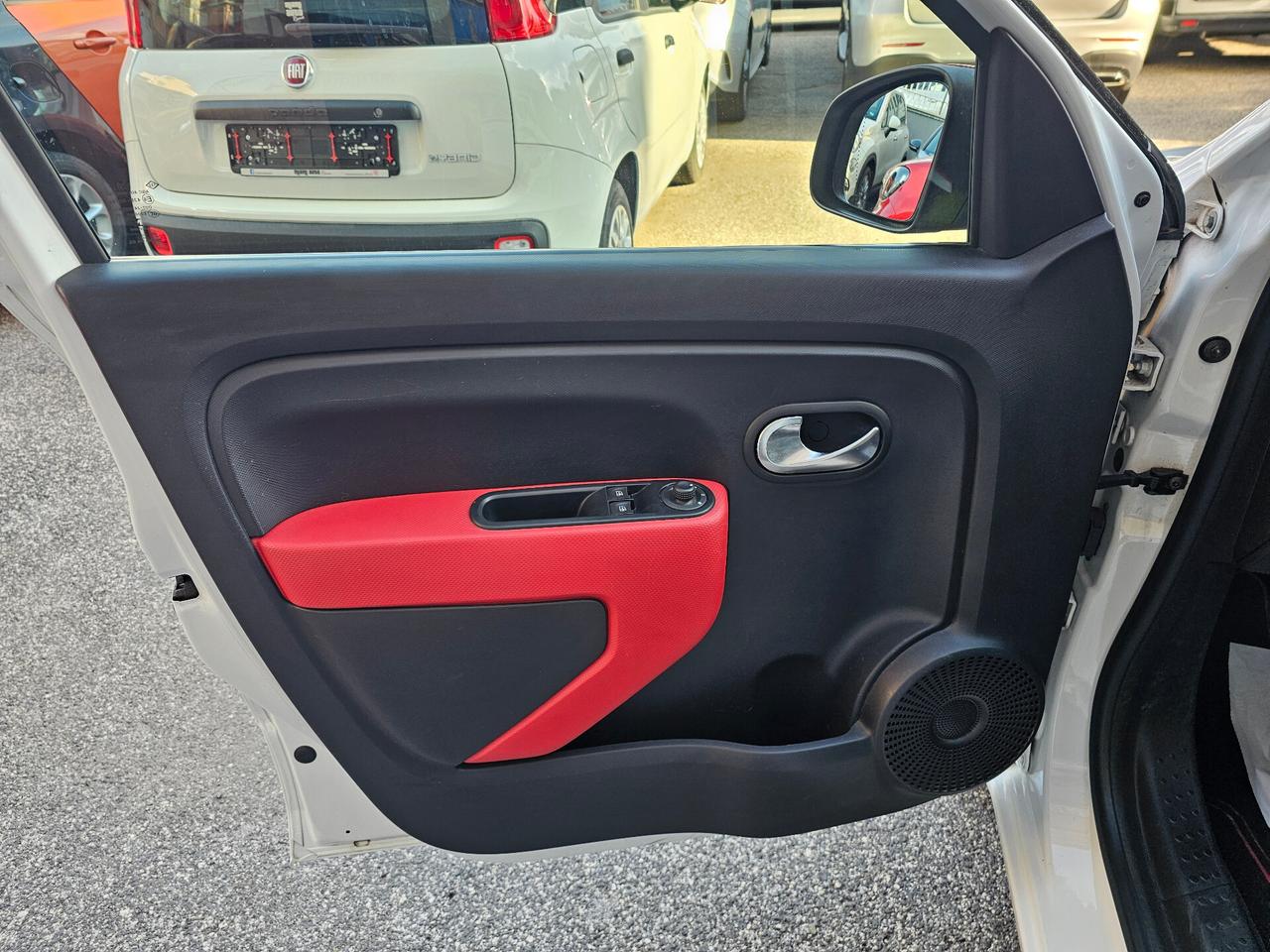 Renault Twingo 0.9 TCe 90 CV Stop&Start Energy Luxe TAGL UFF UNIPRO 16'