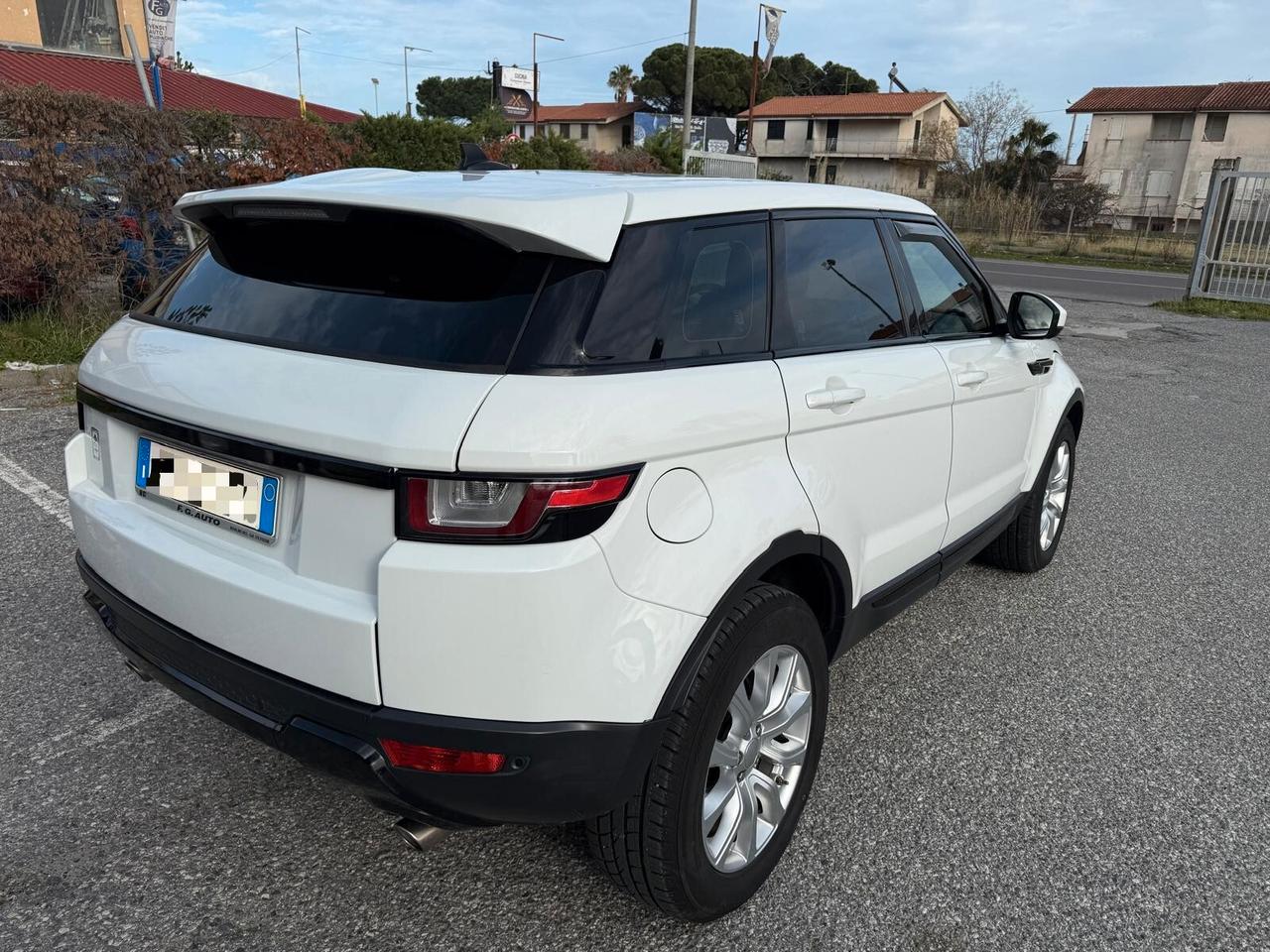Land Rover Range Evoque 2.2 TD4 5p. Pure