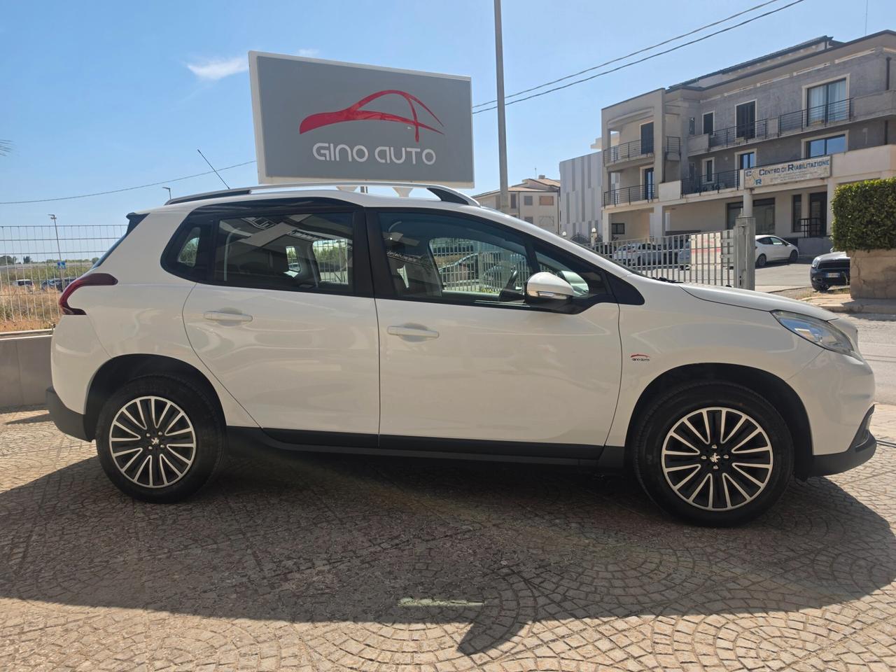 Peugeot 2008 BlueHDi 100 Active