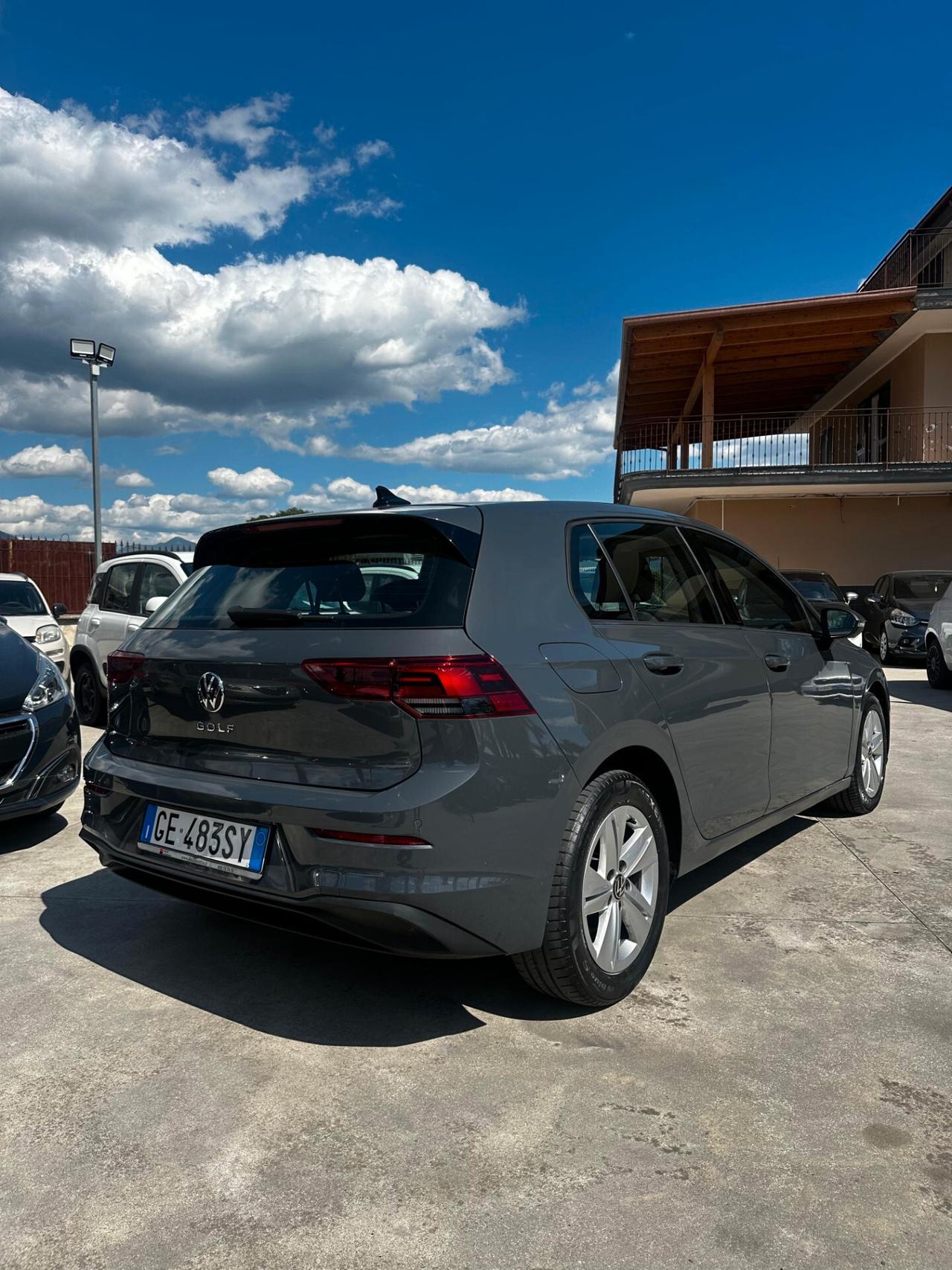 Volkswagen Golf 1.5 tgi dsg style 96kw