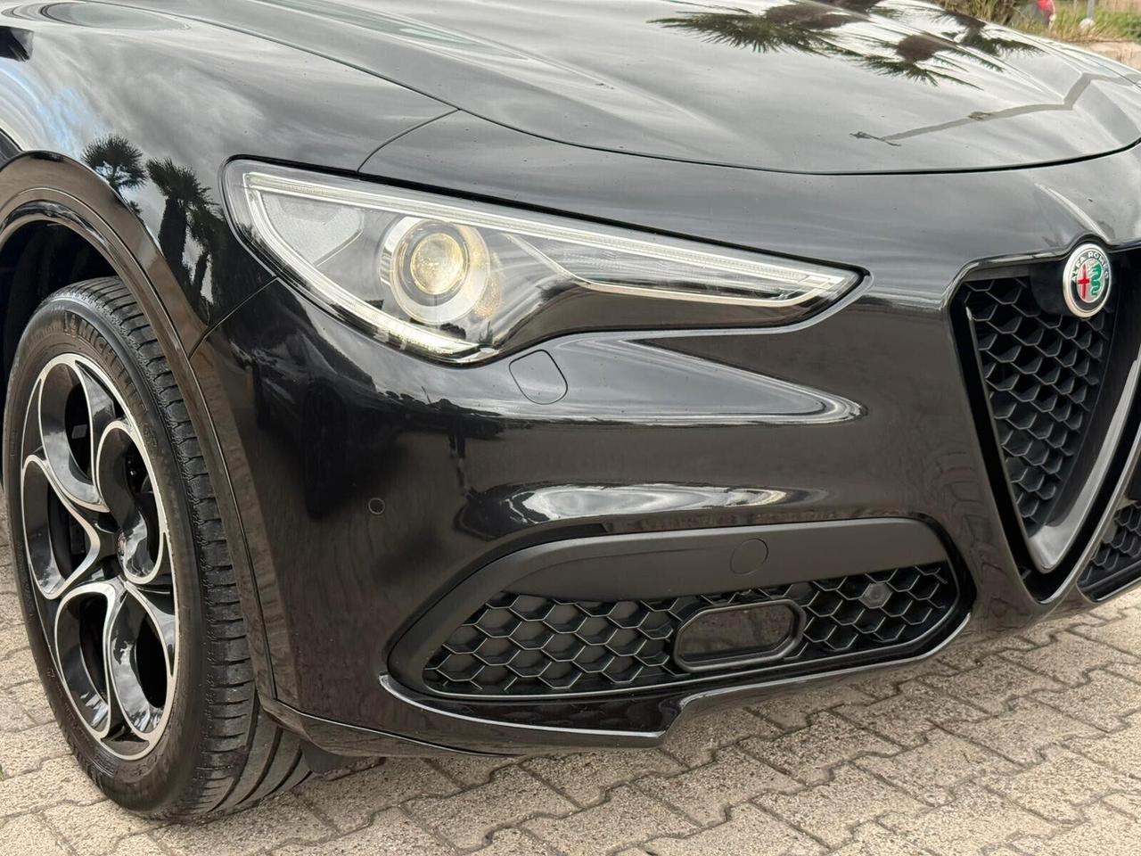 Alfa Stelvio 2.2 TD 210 CV AT8 Q4 Veloce