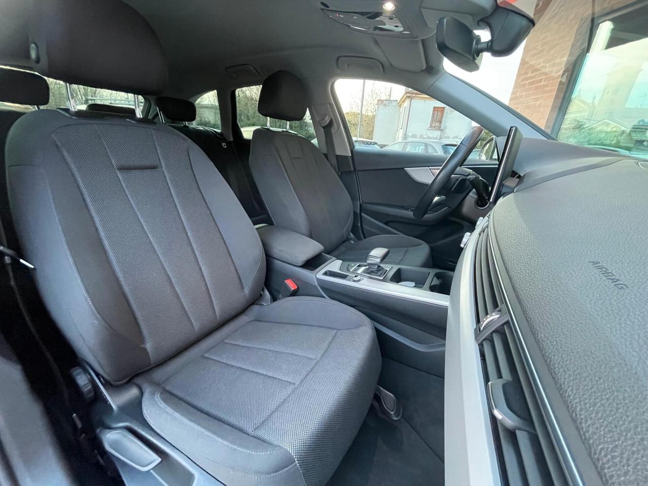 Audi A4 Avant 30 TDI S tronic S line