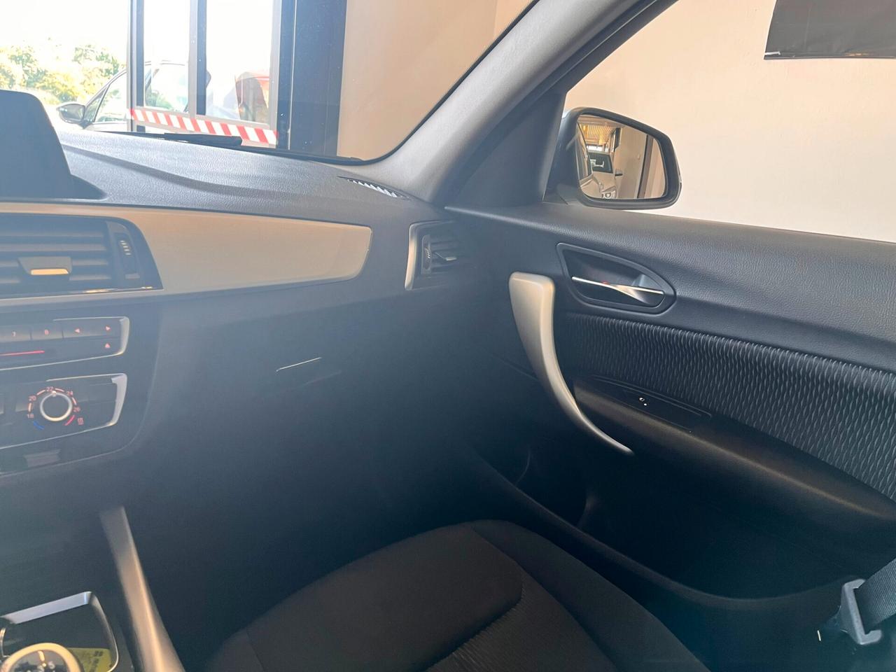 Bmw 116 116d 5p. Business