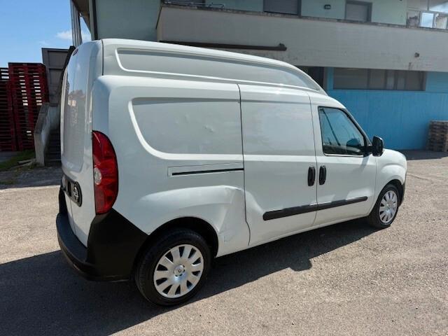 Opel Combo passo lungo tetto alto