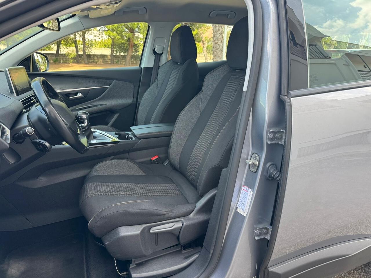 Peugeot 3008 1.5d Cambio Manuale FULL OPTIONALS