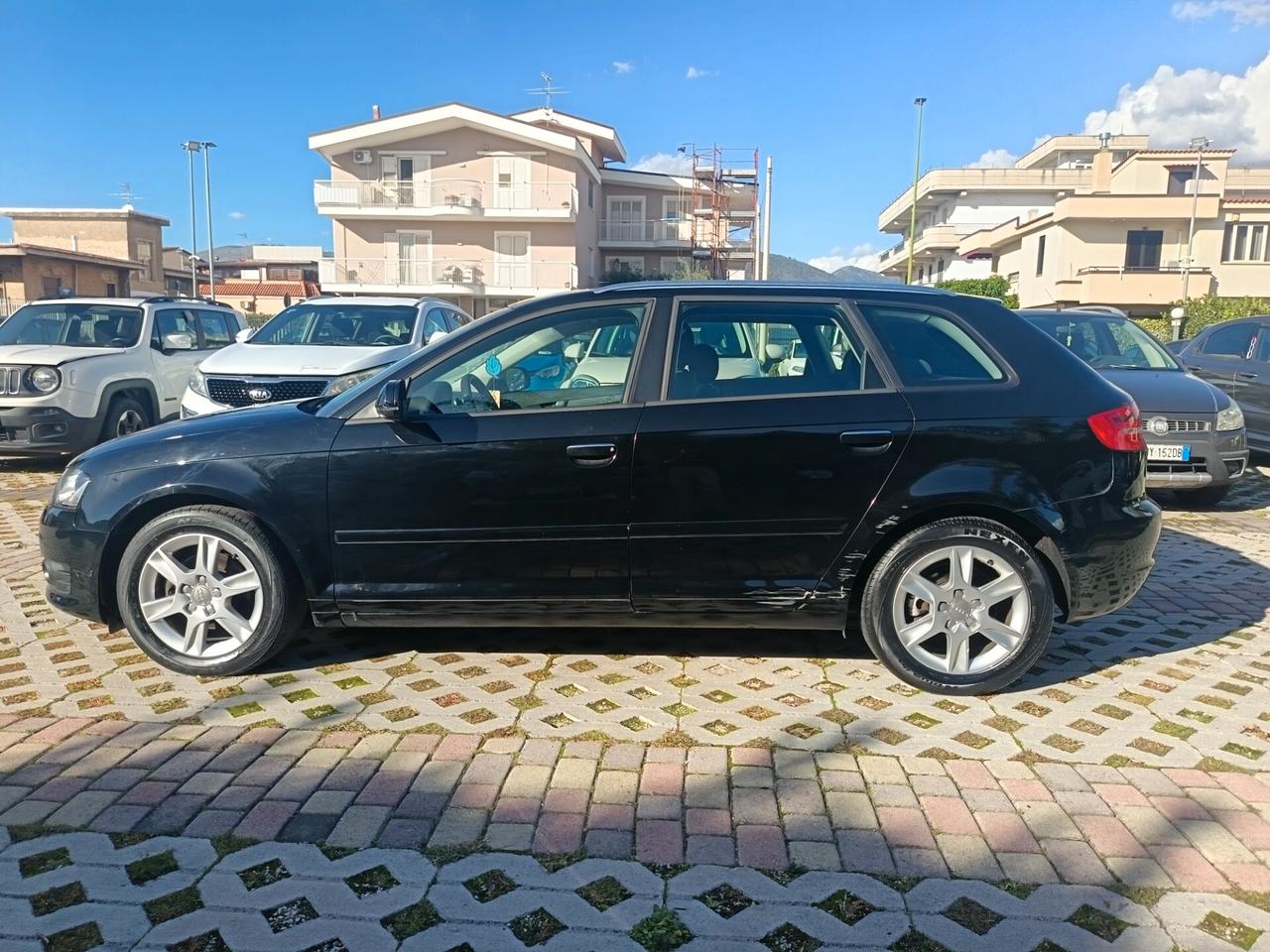 Audi A3 1.6 TDI 90 CV CR Attraction MOTORE REVISIONATO A KM 250.000