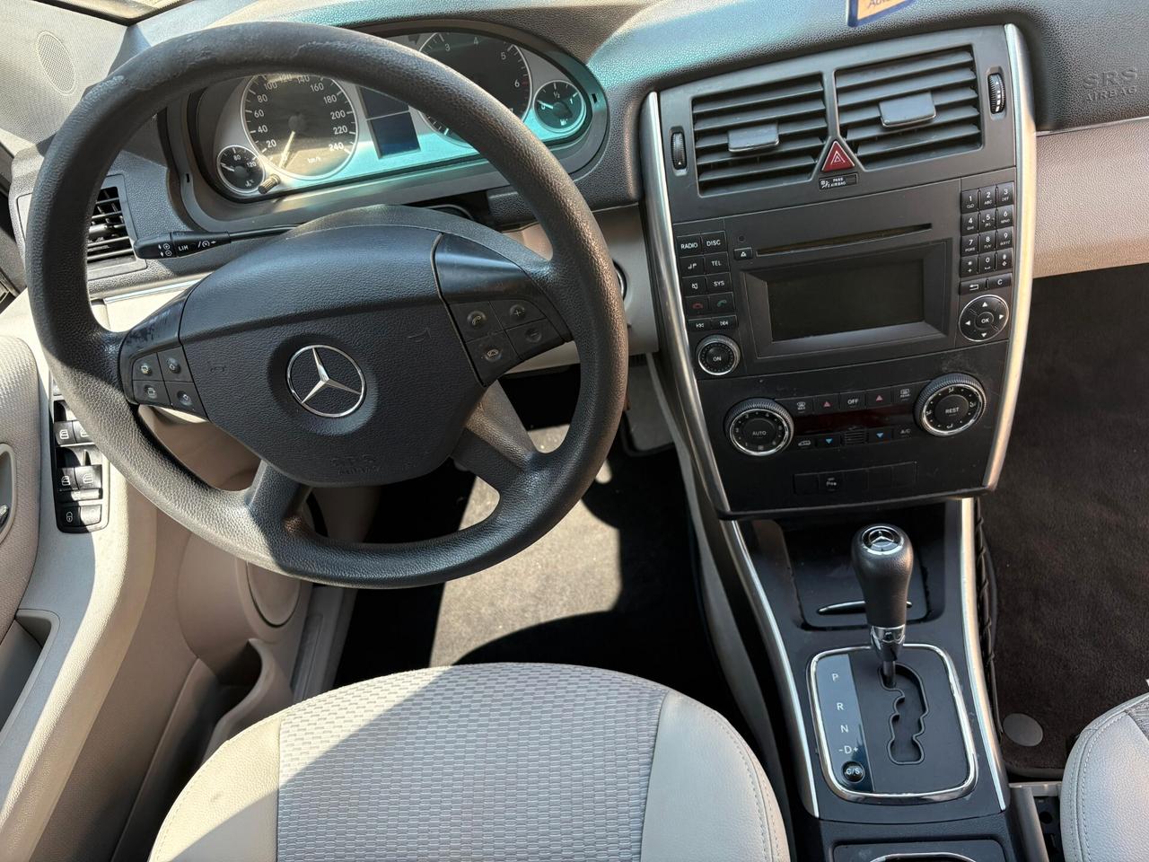 Mercedes-benz B 250 B 180 NGT BlueEFFICIENCY Executive