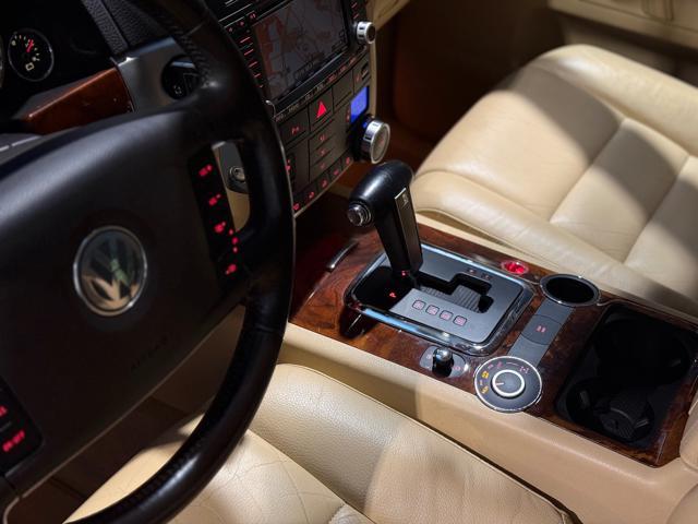 VOLKSWAGEN Touareg 2.5 R5 TDI DPF Exclusive