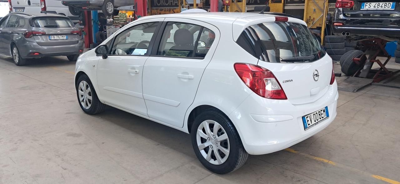 Opel Corsa 1.2 85CV 5 porte GPL-TECH Ecotec