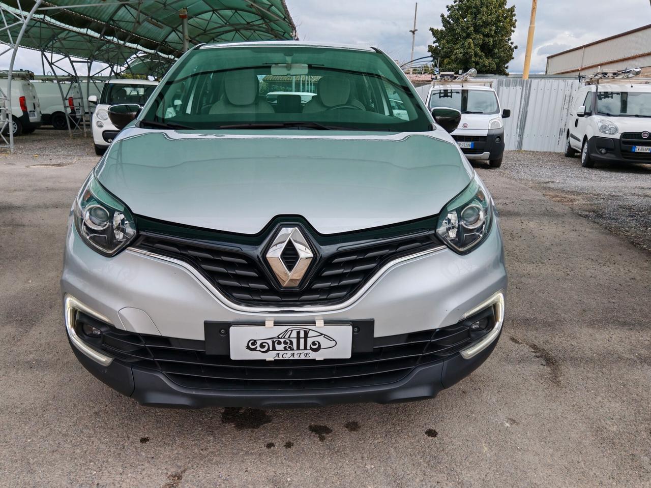 Renault Captur dCi 8V 90 CV EDC Business