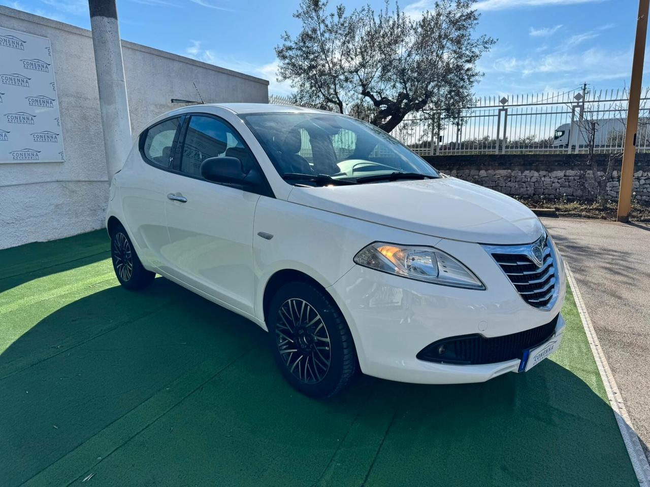 Lancia Ypsilon 1.3 MJT 16V 95 CV 5 porte S&S Elle