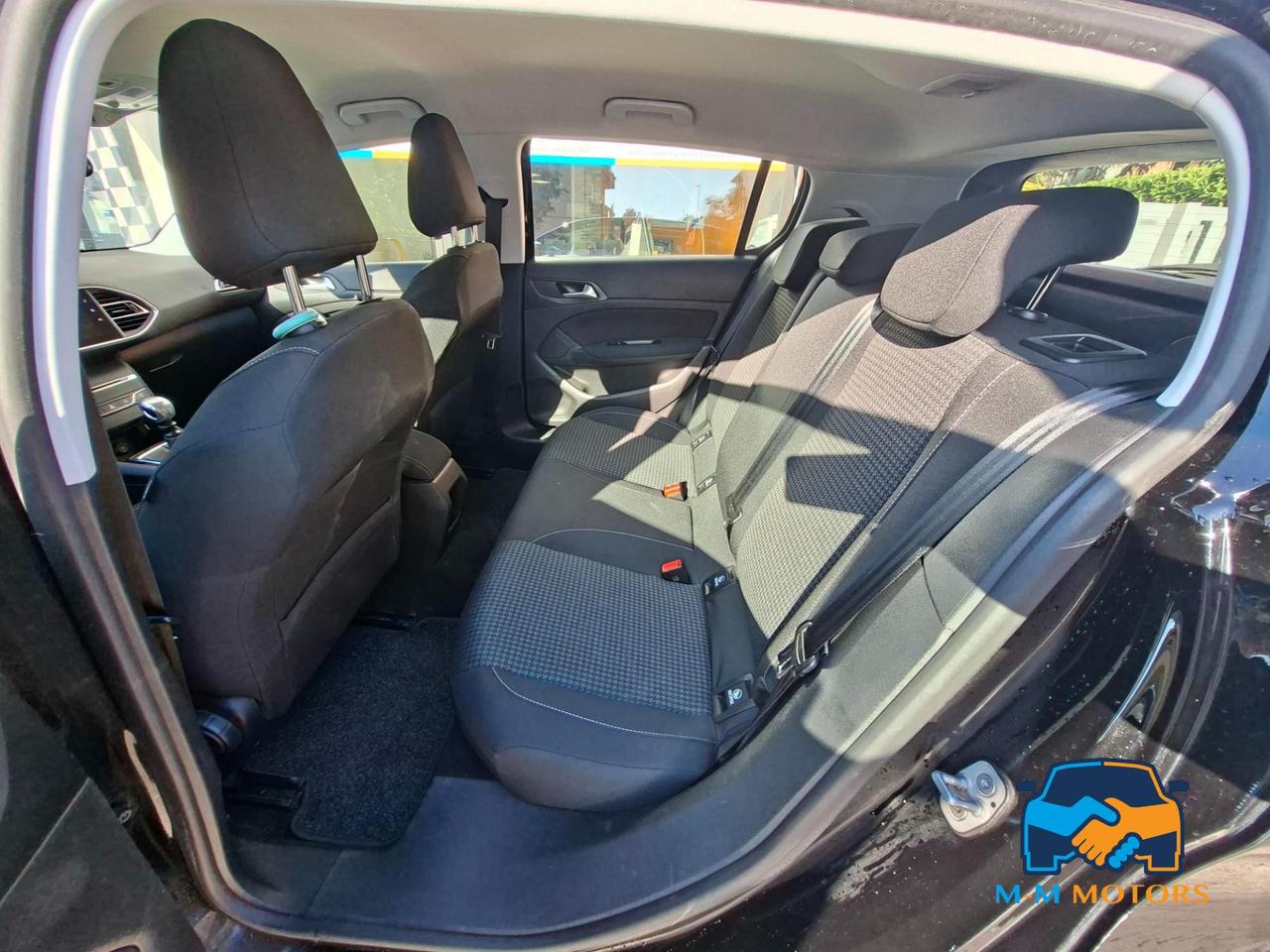 Peugeot 308 5 Porte 308 5p 1.5 bluehdi Active s&s 130cv