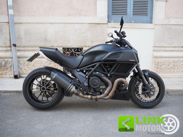 DUCATI Diavel Black Stealth 155cv