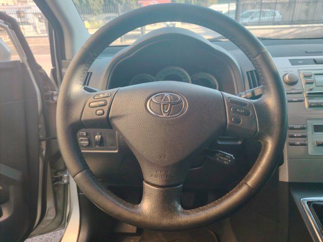 TOYOTA Corolla Verso 1.8 16V Sol UNIPROPRIETARIO-NEOPATENTATI