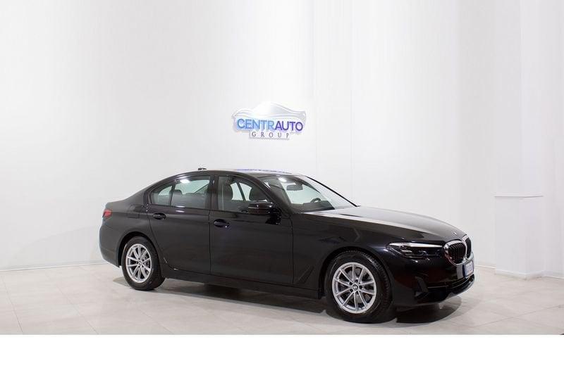 BMW Serie 5 520d MH48V Business