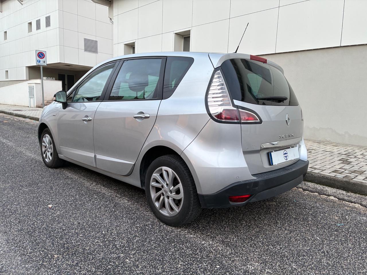 Renault Scenic Scénic dCi 110 CV EDC Limited