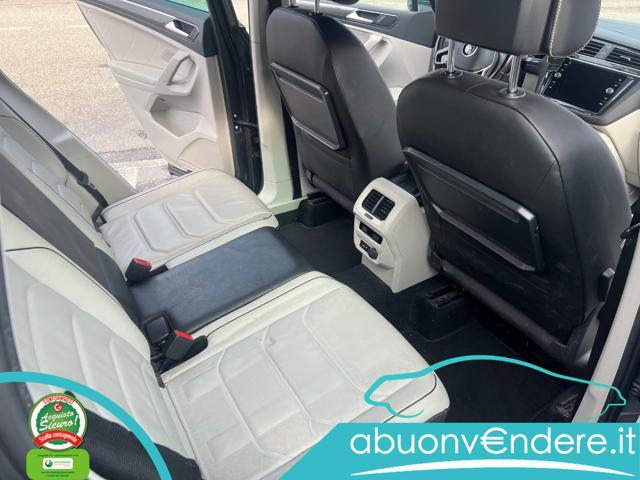 VOLKSWAGEN Tiguan 2.0 TDI SCR DSG Advanced BMT R-Line