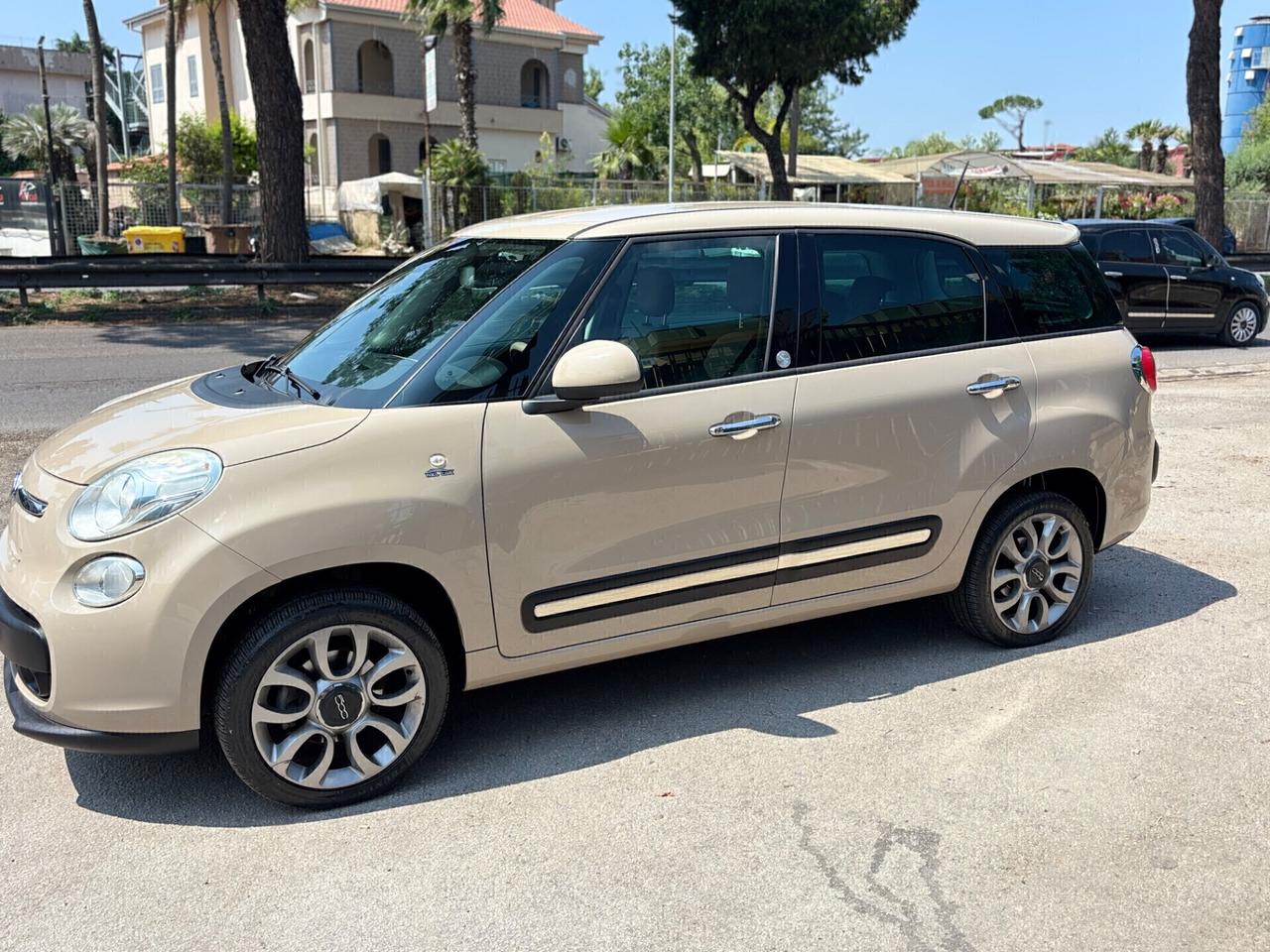 Fiat 500L Living 0.9 TwinAir Turbo Natural Power Lounge
