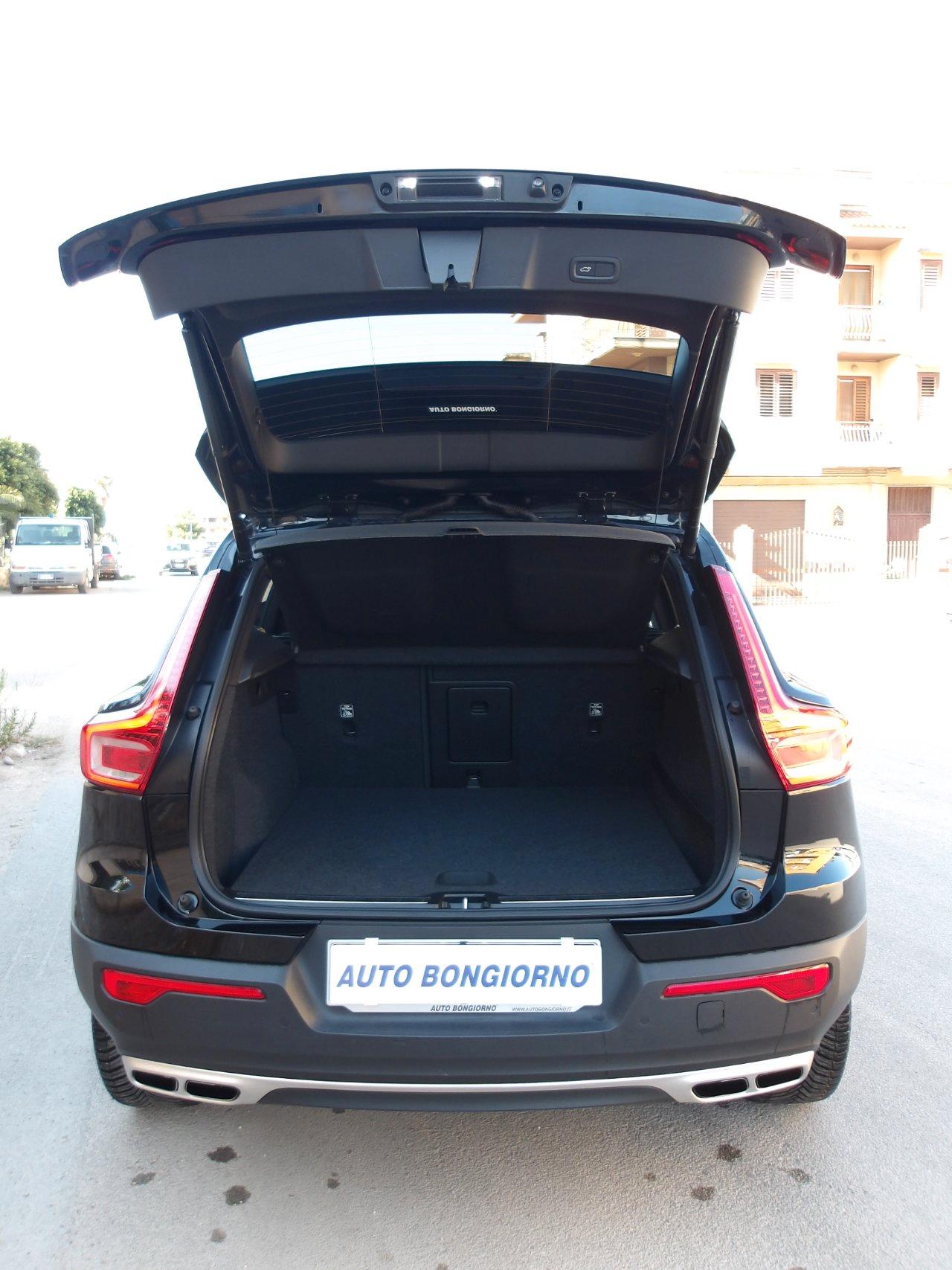 Volvo XC40 2.0 d3 R-design awd