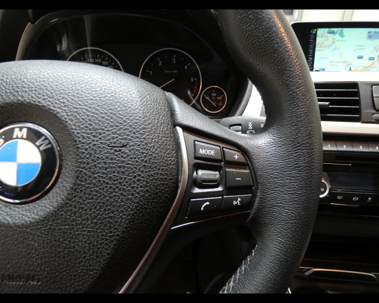 BMW Serie 3 (F30/31) - 316d Touring Business Advantage