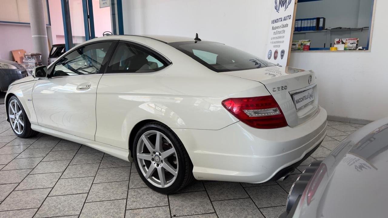 Mercedes-benz C 220 C 220 CDI BlueEFFICIENCY Coupé Avantgarde