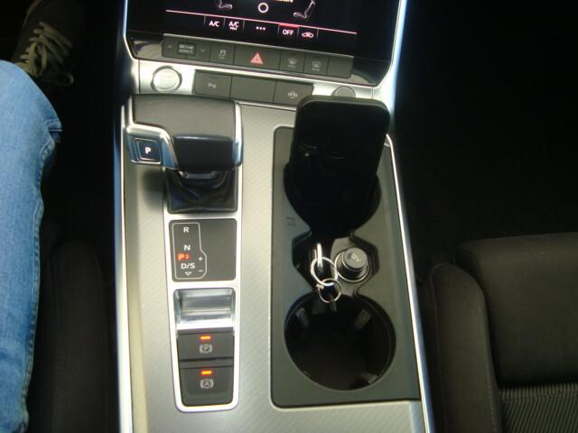 Audi A6 Avant 40 2.0 tdi mhev 204CV Design s-tronic