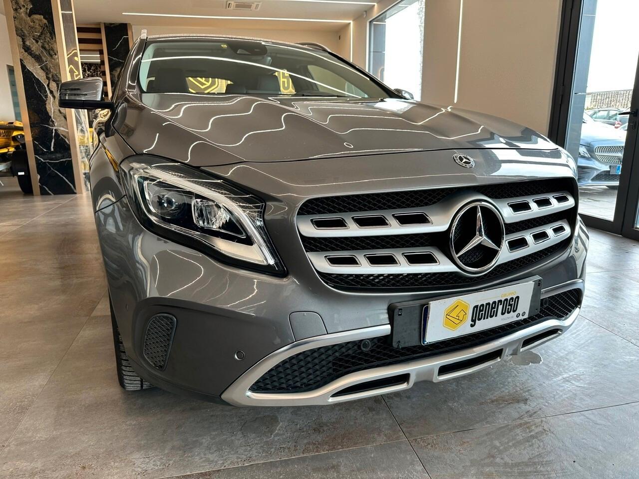 Mercedes-benz GLA 200d Auto Sport Navi Led Garanzia