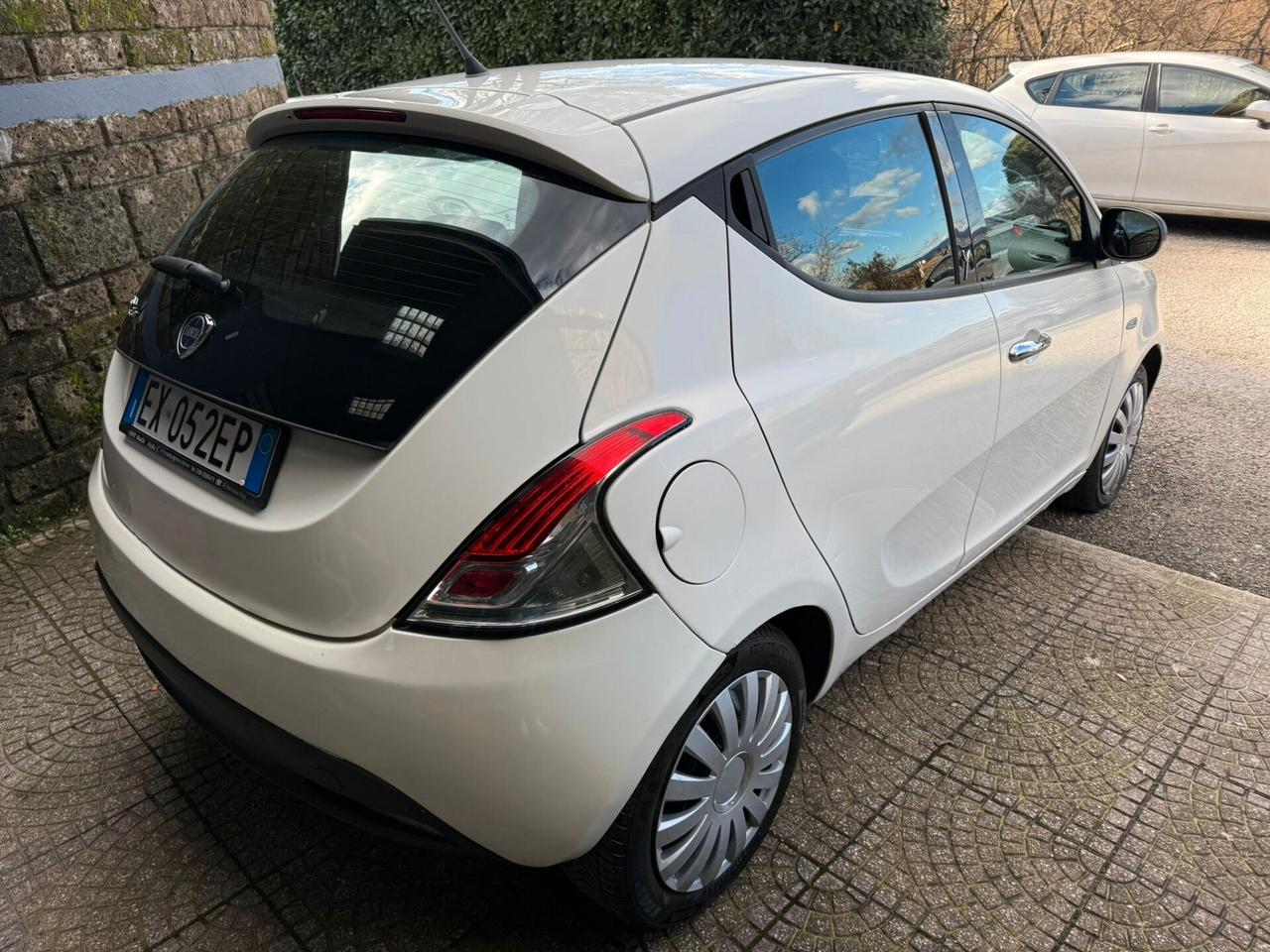 Lancia Ypsilon 1.3 MJT 16V 95 CV 5 porte S&S Gold