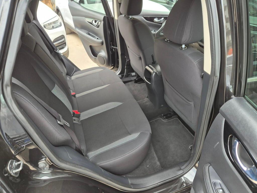 Nissan Qashqai 1.5 dCi 115CV E6 NAVI CAMERA