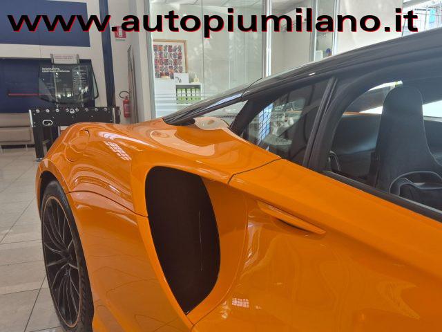 MCLAREN Artura Artura
