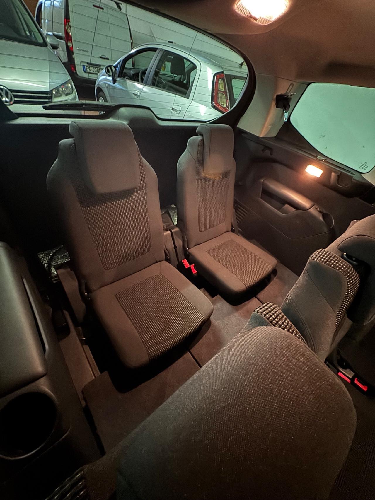 Peugeot 5008 7 POSTI BlueHDi 150 S&S Allure
