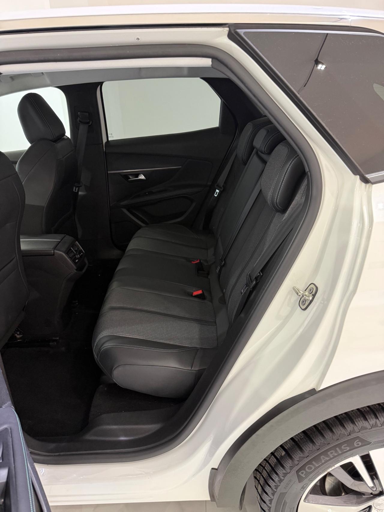 PEUGEOT 3008 ALLURE PACK UNICO PROPRIETARIO CON IVA ESPOSTA