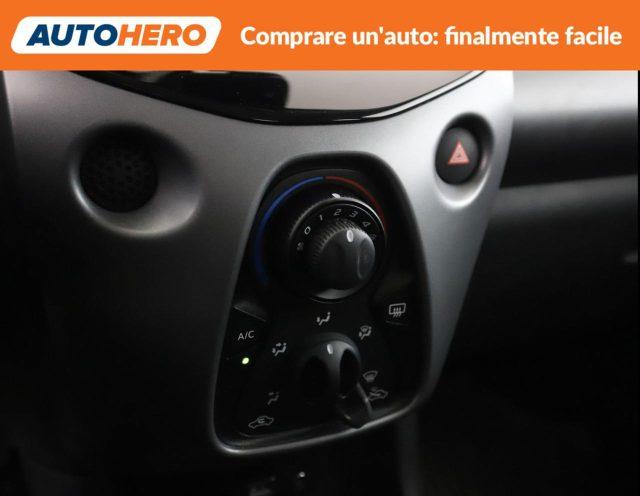 TOYOTA Aygo Connect 1.0 VVT-i 72 CV 5 porte x-play