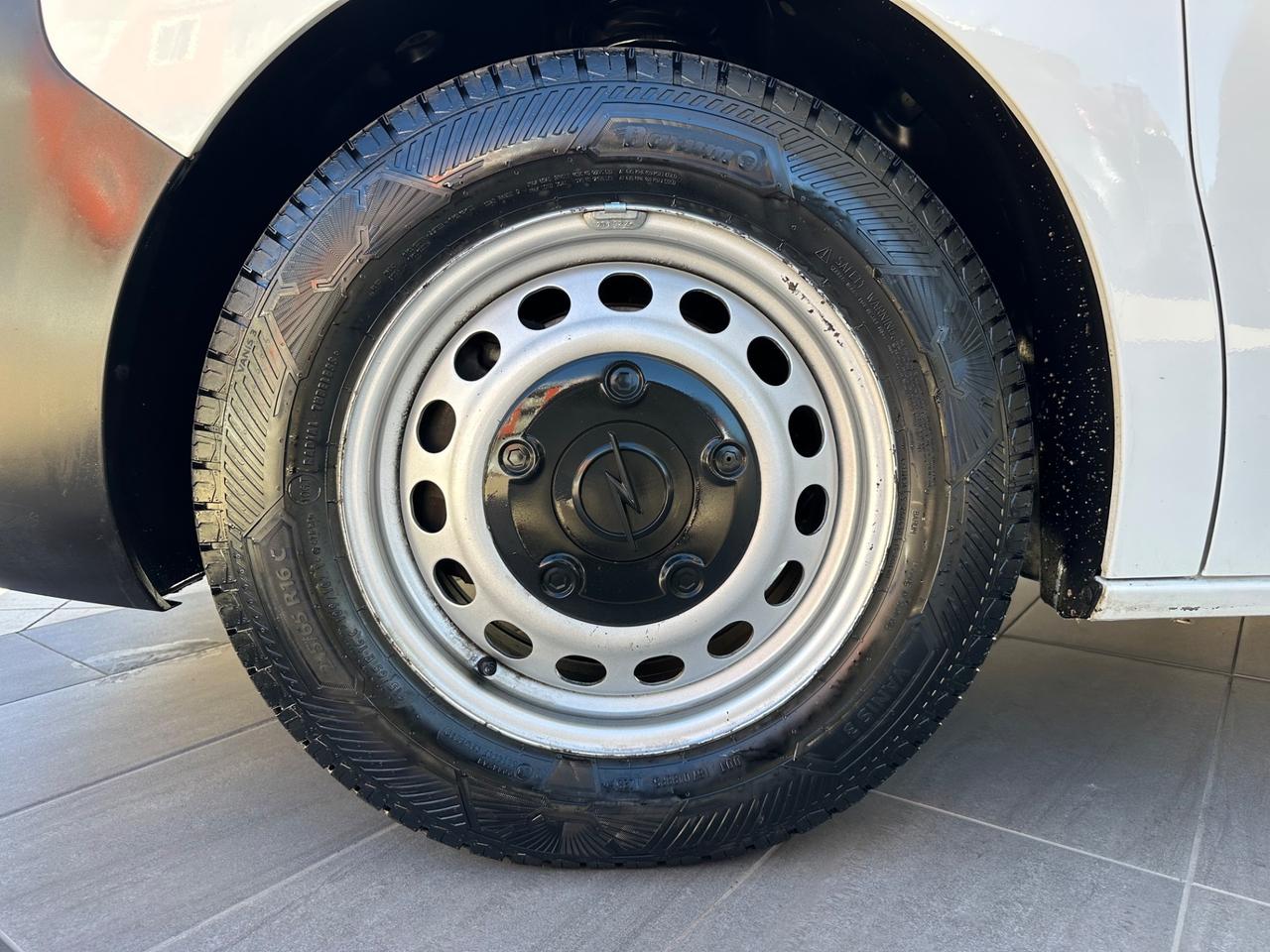 OPEL VIVARO 2.0D CV 150 6 POSTI N1