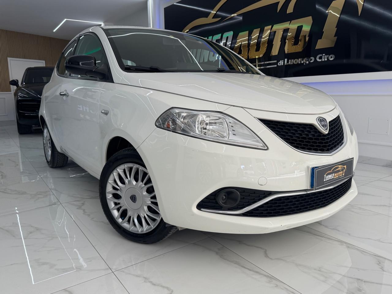Lancia Ypsilon 1.2 GPL Ecochic Platinum
