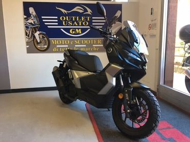 Voge Sfida SR1 125 ADV TCS