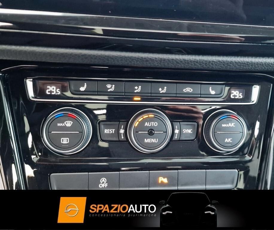 Volkswagen Touran NEW 1.6 TDI 115 CV *CONNECTED* FULL OPTIONAL